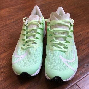 Women’s Size 9 Nike Running Sneakers
